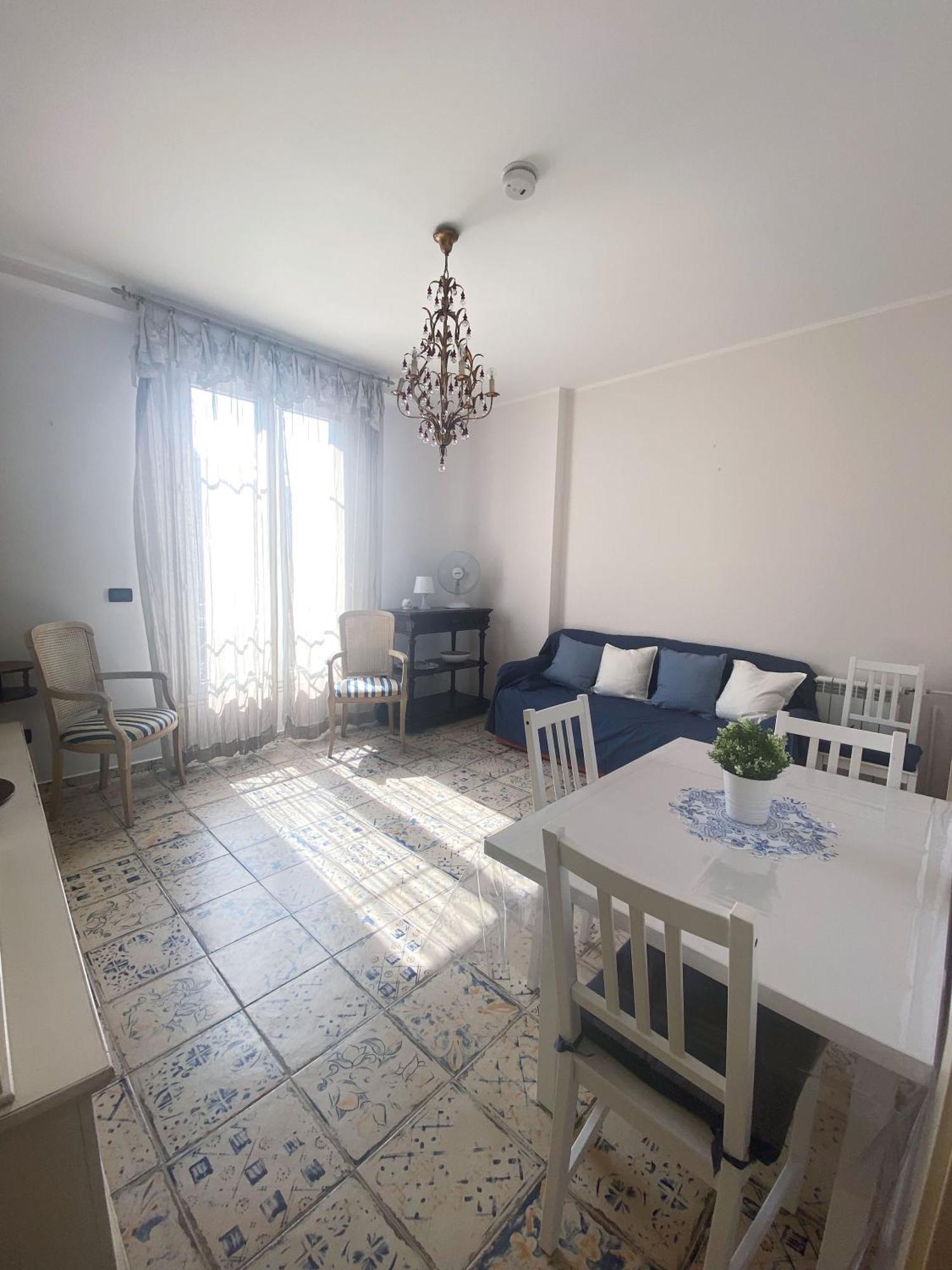 Beautiful Renovated Apartment ,Next To The Beach ! Air-C, Free Parking! Ніцца Екстер'єр фото